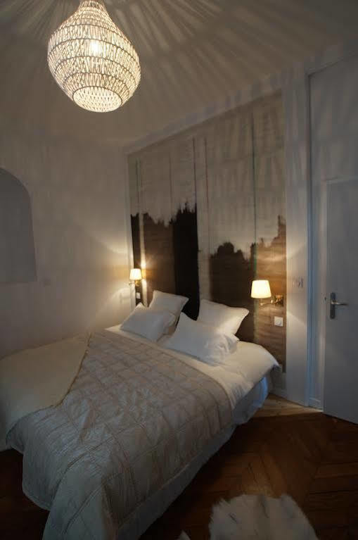 Maison Bossoreil Bed & Breakfast Angers Exterior photo